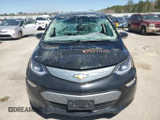 2017 Chevrolet Bolt EV LT z VIN 1G1FW6S08H4165154, wystawiony jako Copart lot #47934435 z przebiegiem 76 692 mil mil oraz Szkody całkowita. Historia ofert i sprzedaży dostępna na DreamBid. Obrazek 5.