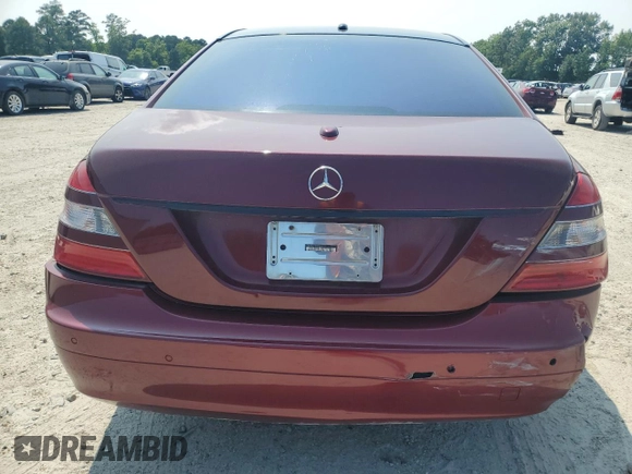 2007 Mercedes-Benz S 550 z VIN WDDNG71X77A082244, wystawiony jako Copart lot #59177585 z przebiegiem 151 644 mil mil oraz Czysty tytuł • Clean title. Historia ofert i sprzedaży dostępna na DreamBid. Obrazek 6.