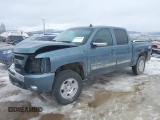 2011 Chevrolet Silverado 1500 LT with VIN 3GCPKSE30BG189500, listed as a IAAI auction lot 41657850 with 147,460 mi miles and . Bid and sale history available at DreamBid. Image 2.