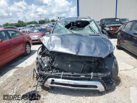 2018 Mercedes-Benz GLS 450 z VIN 4JGDF6EE1JB095130, wystawiony jako Copart lot #61386595 z przebiegiem 49 328 mil mil oraz Nie do naprawy • Non repairable. Historia ofert i sprzedaży dostępna na DreamBid. Obrazek 5.