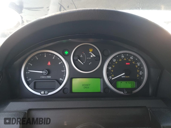 2008 Land Rover LR3 HSE with VIN SALAG25458A463838, listed as a Copart auction lot 83824674 with 97,066 mi miles and Salvage title. Bid and sale history available at DreamBid. Image 9.