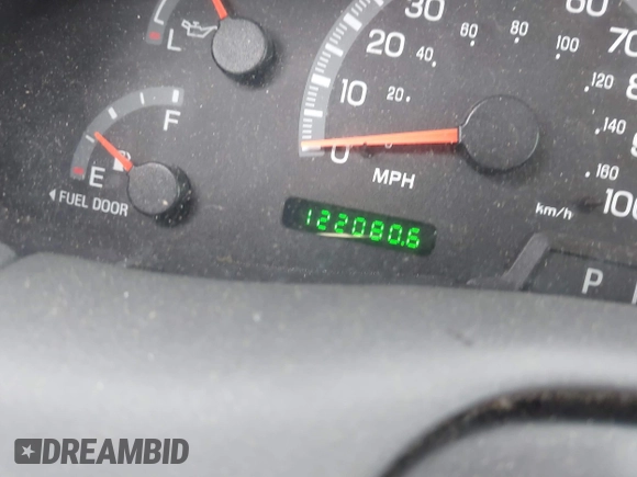 2003 Ford F-150 XLT with VIN 1FTRW08L73KA73945, listed as a IAAI auction lot 41474904 with 122,080 mi miles. Bid and sale history available at carsss.com. Image 16.