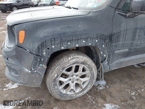 2016 Jeep Renegade Latitude with VIN ZACCJBBTXGPC51013, listed as a IAAI auction lot 41708394 with 150,512 mi miles. Bid and sale history available at carsss.com. Image 17.