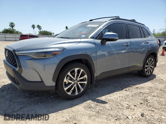 2022 Toyota Corolla Cross XLE z VIN 7MUDAABG8NV035698, wystawiony jako Copart lot #51825195 z przebiegiem 40 987 mil mil oraz Szkoda całkowita • Salvage title. Historia ofert i sprzedaży dostępna na DreamBid. Obrazek 1.