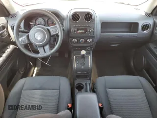 2016 Jeep Patriot Sport z VIN 1C4NJRBB0GD672567, wystawiony jako Copart lot #54611685 z przebiegiem 101 369 mil mil oraz Szkoda całkowita • Salvage title. Historia ofert i sprzedaży dostępna na DreamBid. Obrazek 8.