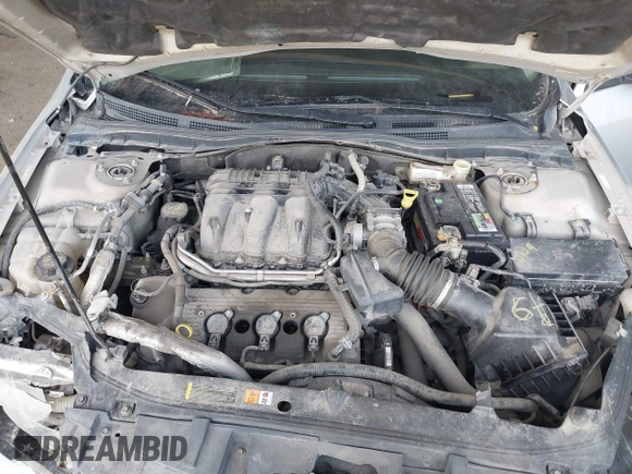 2010 Ford Fusion SE with VIN 3FAHP0HG3AR285574, listed as a IAAI auction lot 41830719 with 155,184 mi miles. Bid and sale history available at carsss.com. Image 10.
