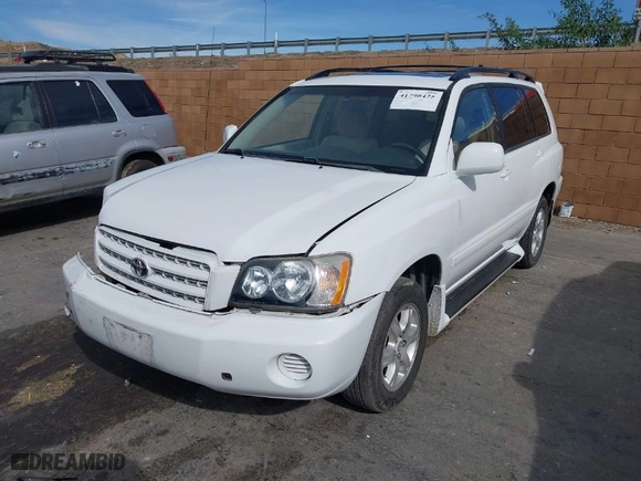 2002 Toyota Highlander with VIN JTEGF21A620068172, listed as a IAAI auction lot 41798425 with 168,647 mi miles. Bid and sale history available at carsss.com. Image 2.