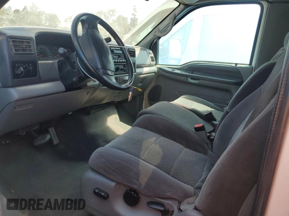 2002 Ford F-250 XL с VIN 1FTNX21F12EA20666, выставлен на аукционе Copart как лот 52757205 с пробегом 251 257 миль миль и Списание • Salvage title. История ставок и продаж доступна на DreamBid. Изображение 7.