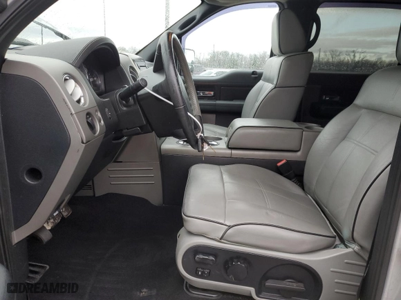 2006 Lincoln Mark LT with VIN 5LTPW16536FJ14891, listed as a Copart auction lot 42800655 with 147,053 mi miles and Non Repairable. Bid and sale history available at carsss.com. Image 7.