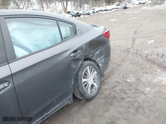2019 Subaru Impreza Premium with VIN 4S3GKAD68K3618682, listed as a IAAI auction lot 41716804 with 101,063 mi miles. Bid and sale history available at carsss.com. Image 6.