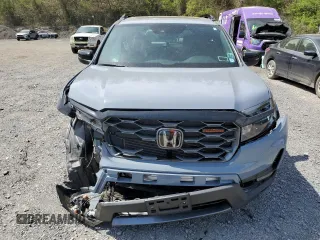 2023 Honda Passport TrailSport with VIN 5FNYF8H65PB040191, listed as a Copart auction lot 54735295 with Not provided miles and Salvage title. Bid and sale history available at DreamBid. Image 5.