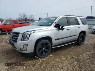 2016 Cadillac Escalade Luxury Collection z VIN 1GYS4BKJ0GR287788, wystawiony jako Copart lot #51323075 z przebiegiem 118 375 mil mil oraz Szkody całkowita. Historia ofert i sprzedaży dostępna na DreamBid. Obrazek 1.