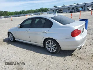 2011 BMW 3 Series 328i z VIN WBAPH7C50BE131116, wystawiony jako Copart lot #56223635 z przebiegiem 163 927 mil mil oraz Czysty tytuł • Clean title. Historia ofert i sprzedaży dostępna na DreamBid. Obrazek 2.