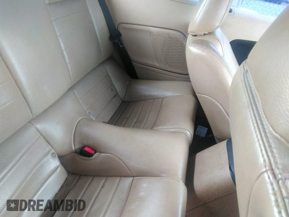 2007 Ford Mustang GT Deluxe z VIN 1ZVHT85H675258993, wystawiony jako IAAI lot #42369351 z przebiegiem 131 247 mil mil oraz . Historia ofert i sprzedaży dostępna na DreamBid. Obrazek 8.