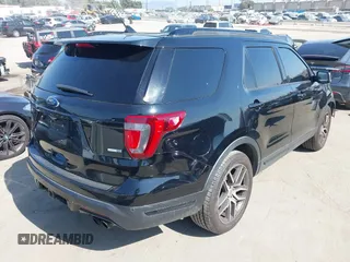 2018 Ford Explorer Sport с VIN 1FM5K8GT3JGC00650, выставлен на аукционе IAAI как лот 42487631 с пробегом 73 787 миль миль и . История ставок и продаж доступна на DreamBid. Изображение 4.
