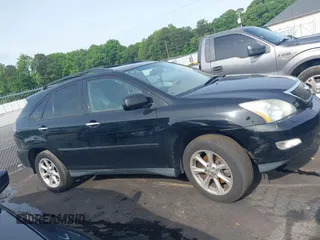 2008 Lexus RX 350 z VIN 2T2GK31U48C055978, wystawiony jako IAAI lot #42240154 z przebiegiem 153 329 mil mil oraz . Historia ofert i sprzedaży dostępna na DreamBid. Obrazek 13.