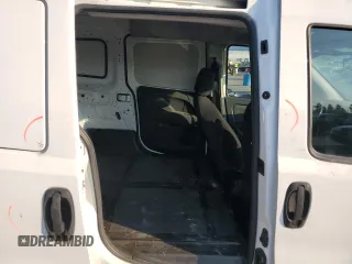 2015 Ram ProMaster City Cargo Tradesman with VIN ZFBERFAT8F6A24839, listed as a Copart auction lot 72232384 with 118,227 mi miles and Salvage Title. Bid and sale history available at DreamBid. Image 10.