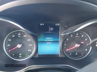2020 Mercedes-Benz GLC 300 z VIN W1N0G8EB9LF847906, wystawiony jako IAAI lot #41902604 z przebiegiem 40 052 mil mil oraz . Historia ofert i sprzedaży dostępna na DreamBid. Obrazek 7.