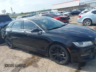 2020 Lincoln MKZ Reserve with VIN 3LN6L5E92LR609404, listed as a IAAI auction lot 42402524 with 44,271 mi miles and . Bid and sale history available at DreamBid. Image 14.