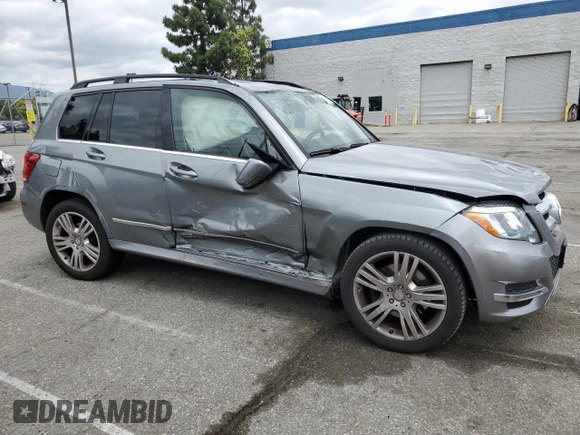 2015 Mercedes-Benz GLK 350 z VIN WDCGG5HB7FG433306, wystawiony jako Copart lot #56588585 z przebiegiem 78 163 mil mil oraz Szkoda całkowita • Salvage title. Historia ofert i sprzedaży dostępna na DreamBid. Obrazek 4.