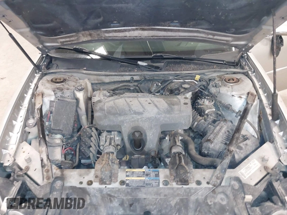 2008 Buick LaCrosse CXL with VIN 2G4WD582181278869, listed as a IAAI auction lot 41734181 with 152,518 mi miles. Bid and sale history available at carsss.com. Image 10.
