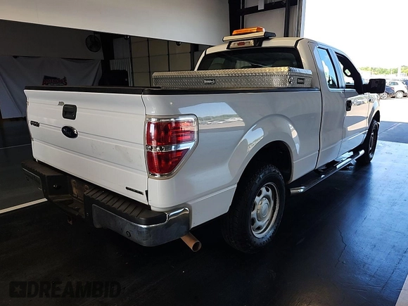 2014 Ford F-150 XL with VIN 1FTEX1CM9EKE58055, listed as a IAAI auction lot 42677815 with 174,052 mi miles and . Bid and sale history available at DreamBid. Image 5.