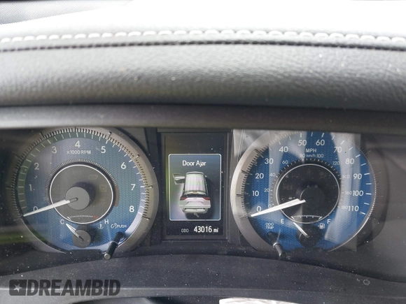 2020 Toyota Sienna XLE Auto Access Seat с VIN 5TDYZ3DC9LS080706, выставлен на аукционе IAAI как лот 42526502 с пробегом 43 016 миль миль и . История ставок и продаж доступна на DreamBid. Изображение 7.