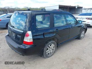 2006 Subaru Forester 2.5 X w/Premium Pkg with VIN JF1SG65636H716105, listed as a IAAI auction lot 41875565 with 204,667 mi miles. Bid and sale history available at carsss.com. Image 4.
