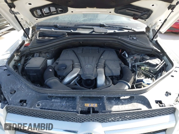 2014 Mercedes-Benz GL-Class GL 550 with VIN 4JGDF7DE6EA349028, listed as a IAAI auction lot 41729392 with 154,116 mi miles. Bid and sale history available at carsss.com. Image 10.