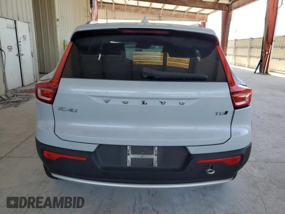 2022 Volvo XC40 Momentum with VIN YV4162UK4N2782984, listed as a Copart auction lot 57573245 with 19,865 mi miles and Salvage title. Bid and sale history available at DreamBid. Image 6.
