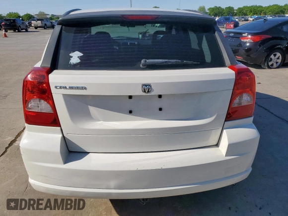 2008 Dodge Caliber SE z VIN 1B3HB28B08D635448, wystawiony jako Copart lot #53859305 z przebiegiem 237 653 mil mil oraz Czysty tytuł • Clean title. Historia ofert i sprzedaży dostępna na DreamBid. Obrazek 6.