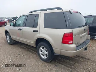 2005 Ford Explorer z VIN 1FMDU63K25UB70832, wystawiony jako IAAI lot #41788209 z przebiegiem 236 677 mil mil oraz . Historia ofert i sprzedaży dostępna na DreamBid. Obrazek 3.