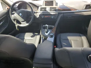 2015 BMW 3 Series 320i xDrive with VIN WBA3C3G56FNT51933, listed as a Copart auction lot 52013535 with 102,826 mi miles and Salvage Title. Bid and sale history available at carsss.com. Image 8.