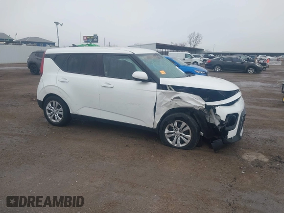 2020 Kia Soul S with VIN KNDJ23AU7L7709330, listed as a IAAI auction lot 41598480 with 29,697 mi miles. Bid and sale history available at carsss.com. Image 14.
