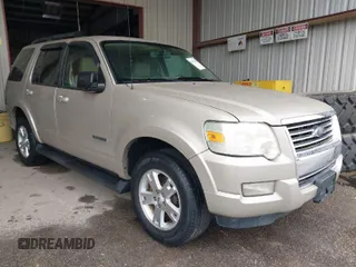 2007 Ford Explorer XLT with VIN 1FMEU63EX7UA78434, listed as a IAAI auction lot 41957330 with 166,909 mi miles. Bid and sale history available at carsss.com. Image 1.