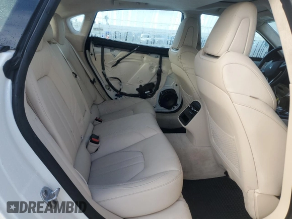 2022 Maserati Quattroporte GT z VIN ZAM56XPA9N1386149, wystawiony jako Copart lot #45134625 z przebiegiem 19 642 mil mil oraz Szkoda całkowita • Salvage title. Historia ofert i sprzedaży dostępna na DreamBid. Obrazek 10.