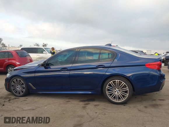 2019 BMW 5 Series M550i xDrive z VIN WBAJB9C54KB288992, wystawiony jako IAAI lot #41302127 z przebiegiem 48 418 mil mil oraz . Historia ofert i sprzedaży dostępna na DreamBid. Obrazek 14.