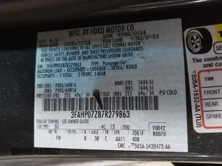 2007 Ford Fusion SE with VIN 3FAHP07Z87R279863, listed as a IAAI auction lot 41912611 with 197,703 mi miles. Bid and sale history available at carsss.com. Image 9.