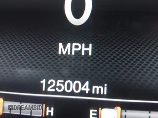 2016 Jeep Renegade Limited with VIN ZACCJADTXGPE09552, listed as a IAAI auction lot 42445660 with 125,004 mi miles and . Bid and sale history available at DreamBid. Image 16.