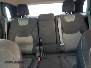 2016 Jeep Cherokee Sport с VIN 1C4PJLAS8GW291237, выставлен на аукционе Copart как лот 44750515 с пробегом 191 261 миль миль и Списание • Salvage title. История ставок и продаж доступна на DreamBid. Изображение 10.