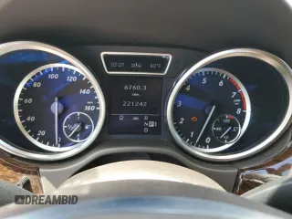 2012 Mercedes-Benz M 350 z VIN 4JGDA5HB2CA027244, wystawiony jako Copart lot #58402735 z przebiegiem 221 242 mil mil oraz Czysty tytuł • Clean title. Historia ofert i sprzedaży dostępna na DreamBid. Obrazek 9.