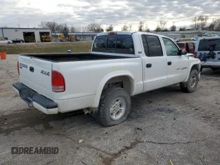 2000 Dodge Dakota Sport with VIN 1B7GG2AN2YS794418, listed as a Copart auction lot 85049154 with 165,444 mi miles and Salvage Title. Bid and sale history available at carsss.com. Image 3.