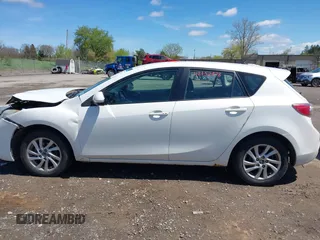 2013 Mazda 3 i Touring with VIN JM1BL1LP0D1833473, listed as a IAAI auction lot 42152978 with 127,789 mi miles and . Bid and sale history available at DreamBid. Image 14.