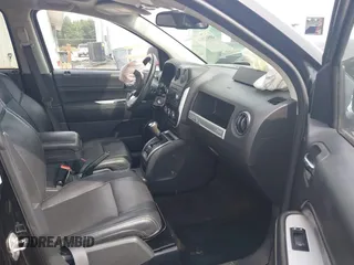 2016 Jeep Compass Latitude with VIN 1C4NJDEB2GD746067, listed as a IAAI auction lot 40512860 with 119,360 mi miles. Bid and sale history available at carsss.com. Image 5.