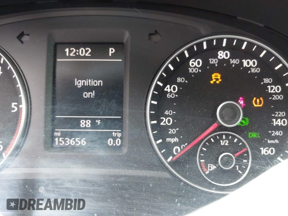 2014 Volkswagen Passat TDI SEL Premium with VIN 1VWCN7A33EC068280, listed as a IAAI auction lot 42086420 with 153,656 mi miles. Bid and sale history available at carsss.com. Image 7.