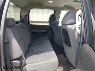 2007 Chevrolet Silverado 1500 LT w/1LT with VIN 2GCEC13C471510651, listed as a IAAI auction lot 42013351 with 144,185 mi miles. Bid and sale history available at carsss.com. Image 8.