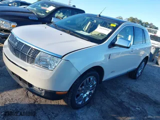 2008 Lincoln MKX with VIN 2LMDU68C88BJ25068, listed as a IAAI auction lot 41634952 with 145,879 mi miles. Bid and sale history available at carsss.com. Image 2.