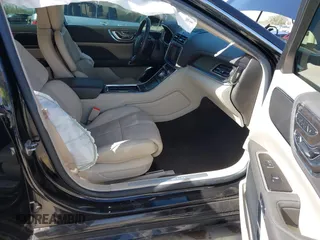 2019 Lincoln Continental Select z VIN 1LN6L9SKXK5614365, wystawiony jako IAAI lot #41723582 z przebiegiem 46 245 mil mil oraz . Historia ofert i sprzedaży dostępna na DreamBid. Obrazek 5.