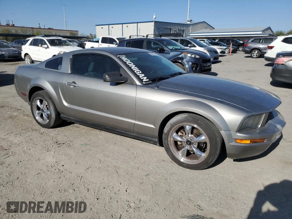 2008 Ford Mustang Deluxe z VIN 1ZVHT80N785139980, wystawiony jako Copart lot #58023795 z przebiegiem 155 951 mil mil oraz Szkoda całkowita • Salvage title. Historia ofert i sprzedaży dostępna na DreamBid. Obrazek 4.