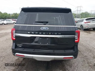 2023 Ford Expedition Limited z VIN 1FMJU2A89PEA39445, wystawiony jako IAAI lot #42456146 z przebiegiem Nie podano mil oraz . Historia ofert i sprzedaży dostępna na DreamBid. Obrazek 16.